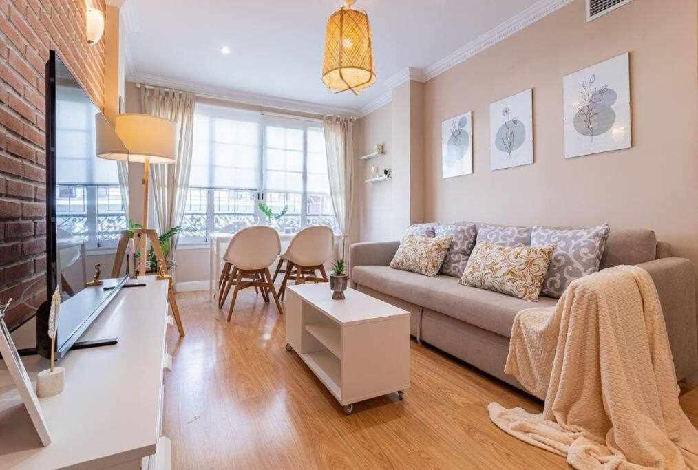 3 Apartamento En Estadio Sevilla 8 Plazas 3 Hab Y Metro Exterior foto